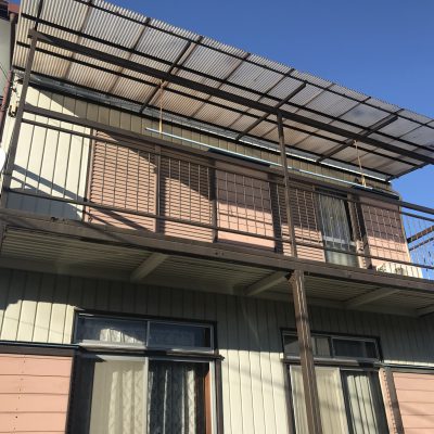 建物を守るために屋根や外壁を塗装します