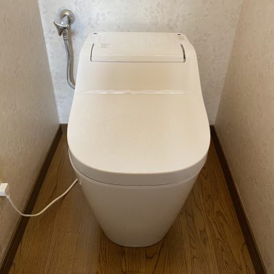 半日でサッと取り換えてきれいなトイレにリフォーム