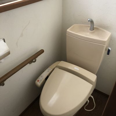 1時間で水洗トイレの交換工事が完了しました