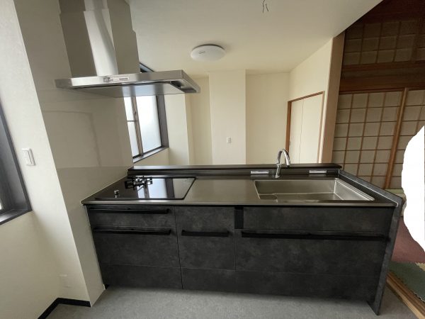 壁付きキッチンから対面キッチン